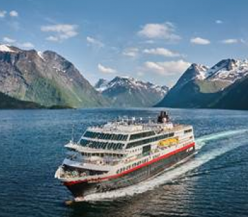 Hurtigruten reveals new 2027 offer to discover Norway all-year round